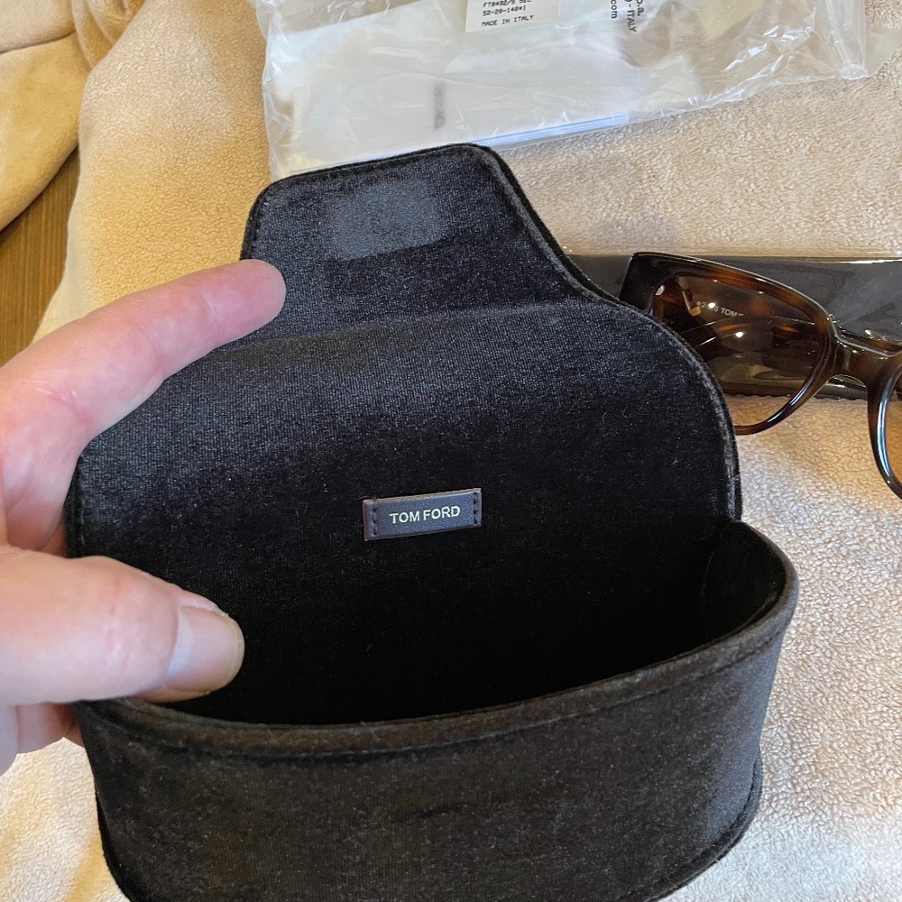 Tom Ford Raphael Sunglasses - Picture 7 of 8